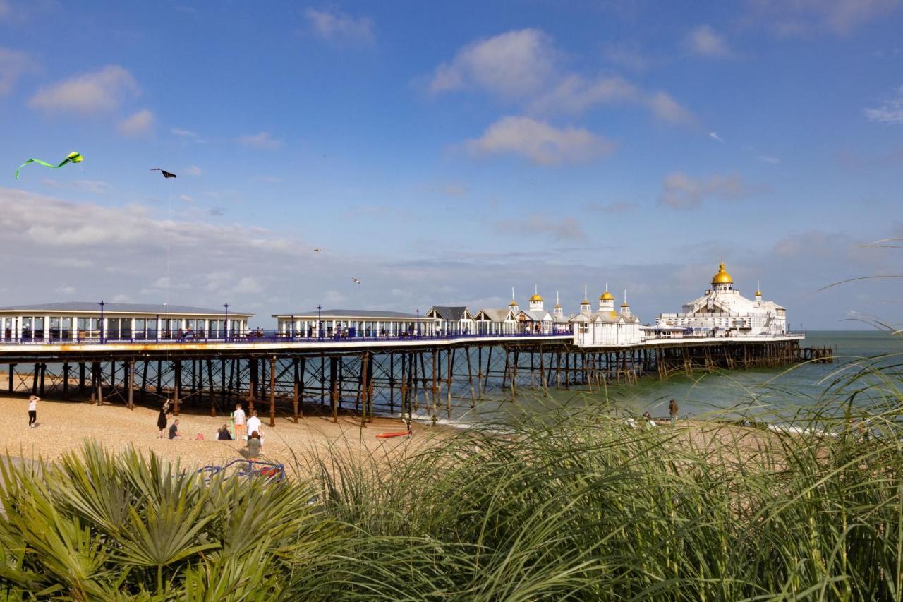 The Burlington Hotel Eastbourne Exterior photo