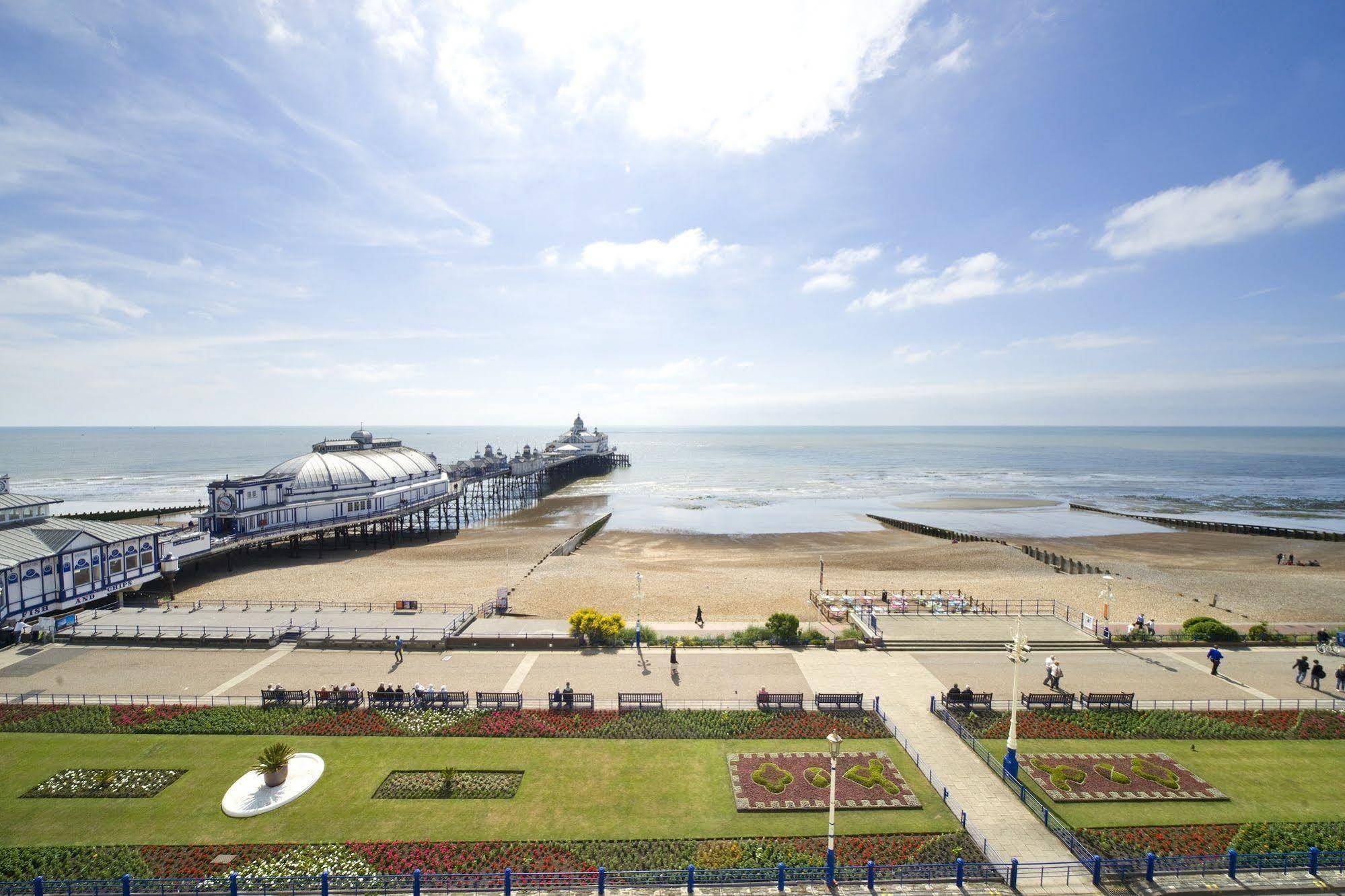 The Burlington Hotel Eastbourne Exterior photo